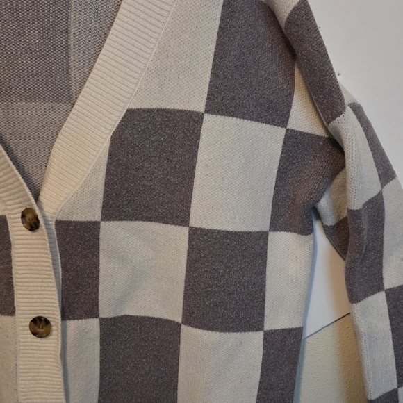 Sweaters - Oversized Checkered Button Down Cardigan Sweater